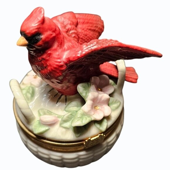 LENOX Treasures Cardinal Treasure/ Trinket Box Garden Birds Collection Red Bird - Picture 3 of 15